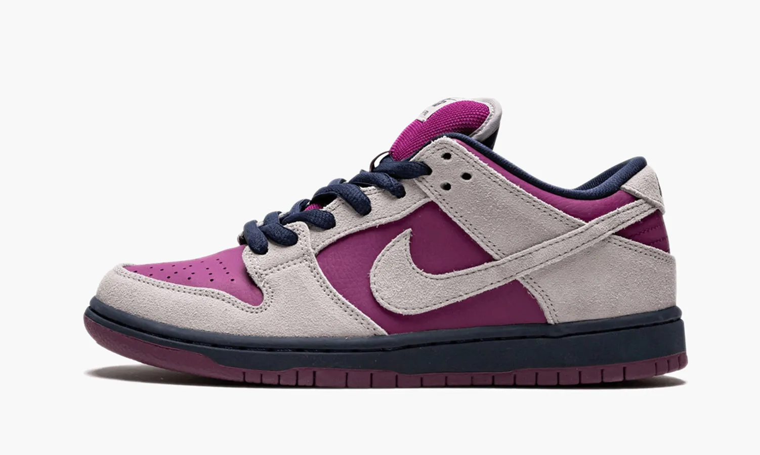 Nike SB Dunk Low «Atmosphere Grey True Berry»