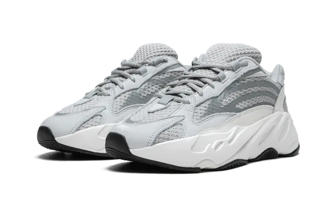 Кроссовки Yeezy Boost 700 V2 «Static» lightBlue