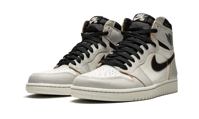 Кроссовки Air Jordan 1 SB Retro High OG «Nyc To Paris» белый