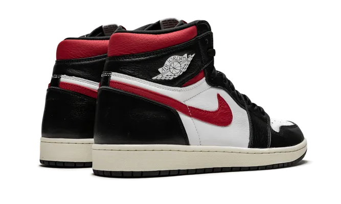 Кроссовки Air Jordan 1 High OG «Gym Red» черный