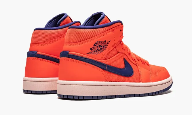 Кроссовки Air Jordan 1 Mid WMNS «Turf Orange» оранжевый