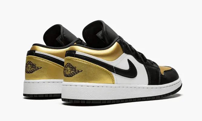 Кроссовки Air Jordan 1 Low «Gold Toe» желтый