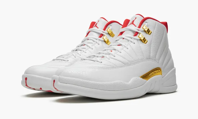 Кроссовки Air Jordan 12 Retro «Fiba 2019» белый