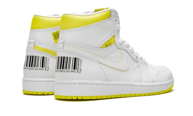 Кроссовки Air Jordan 1 High «First Class Flight White» желтый