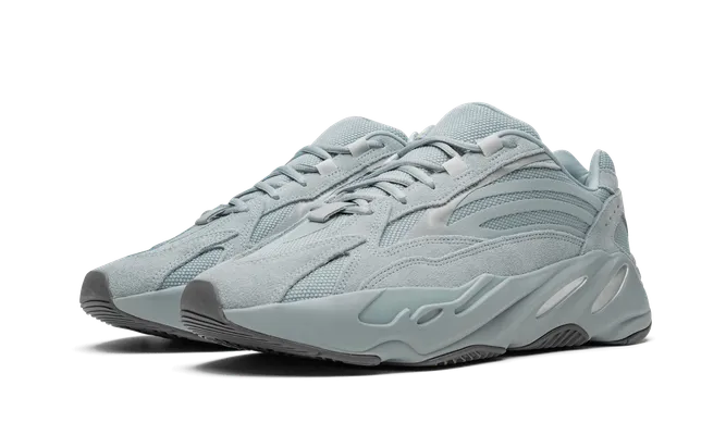 Кроссовки Yeezy Boost 700 V2 «Hospital Blue» серый
