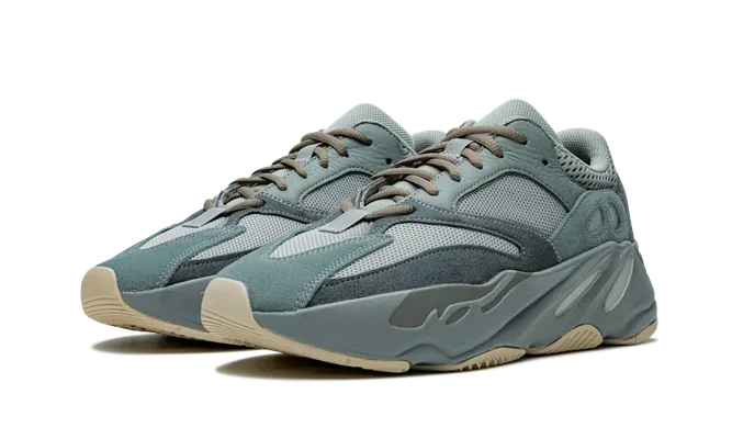Кроссовки Yeezy Boost 700 «Teal Blue» серый