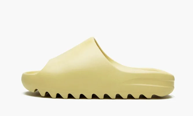 Кроссовки Yeezy Slide «Desert Sand» кремовый