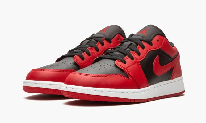 Кроссовки Air Jordan 1 Low GS «Reverse Bred» красный