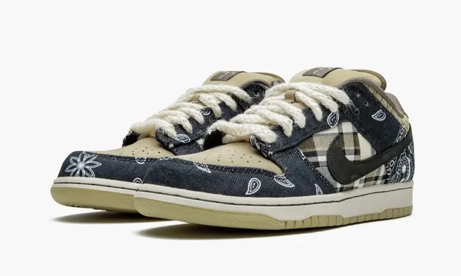 Кроссовки Nike SB Dunk Low «Travis Scott» кремовый