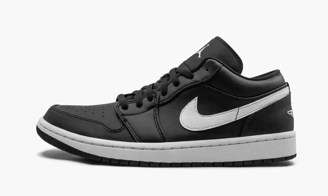 Кроссовки Air Jordan 1 Low WMNS «Black / White» черный