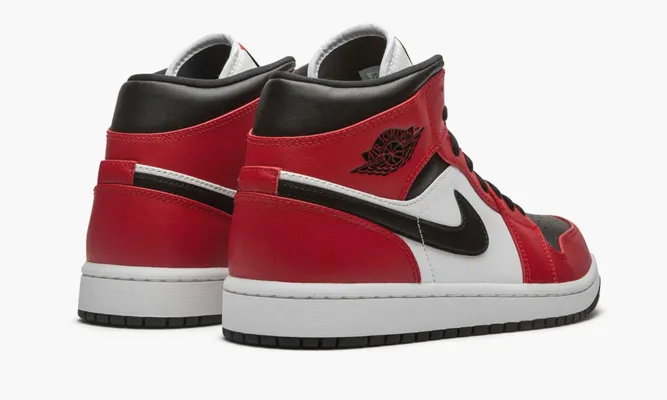 Кроссовки Air Jordan 1 Mid «Chicago Black Toe» красный