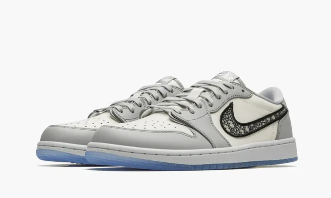Кроссовки Air Jordan 1 Retro Low SE «Dior» серый
