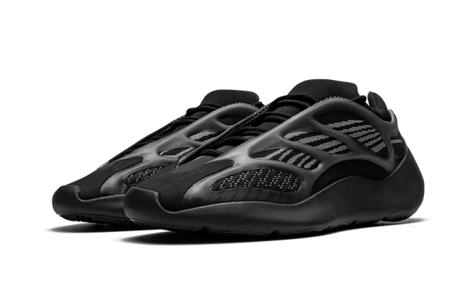 Кроссовки Yeezy 700 V3 «Alvah» черный