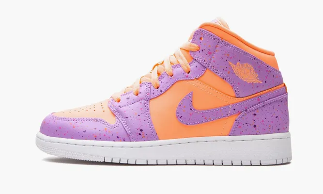 Кроссовки Air Jordan 1 Mid GS «Atomic Pulse» оранжевый
