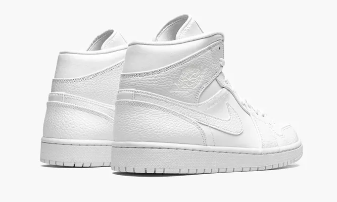 Кроссовки Air Jordan 1 Mid «Triple White» белый