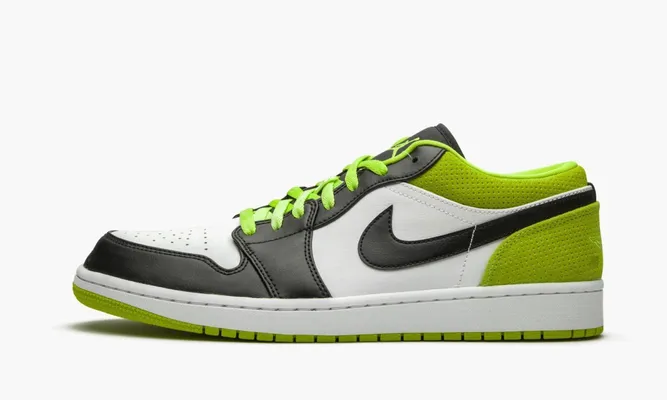 Кроссовки Air Jordan 1 Low «Black Cyber» зеленый