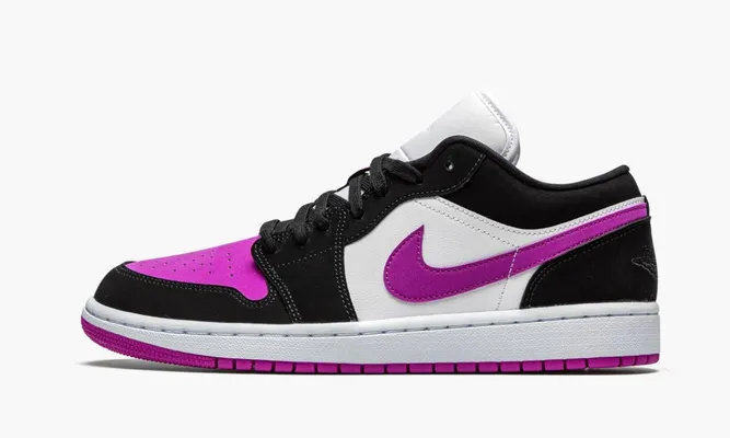 Кроссовки Air Jordan 1 Low WMNS «Black / Cactus Flower» розовый