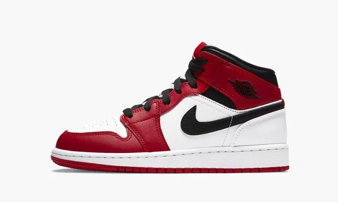 Кроссовки Air Jordan 1 Mid GS «Chicago 2020» красный,белый