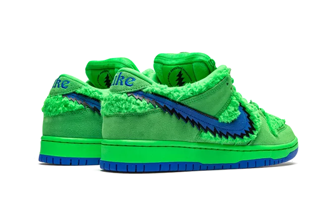 Кроссовки Nike SB Dunk Low «Grateful Dead - Green Bear» зеленый