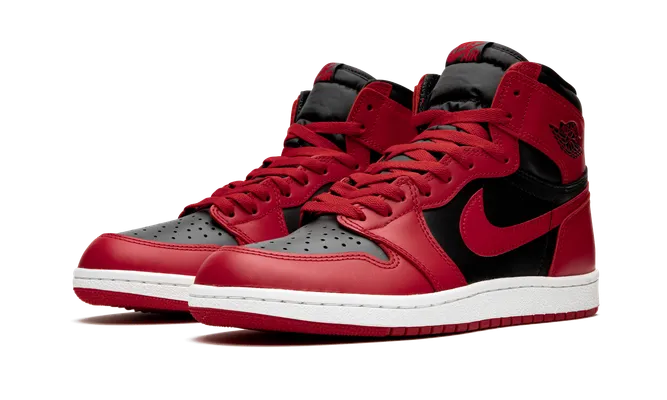 Кроссовки Air Jordan 1 High OG '85 «Varsity Red» красный