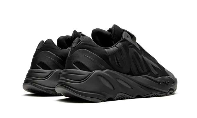 Кроссовки Yeezy Boost 700 Mnvn «Triple Black» черный
