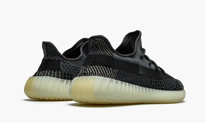 Кроссовки Yeezy Boost 350 V2 «Carbon» черный