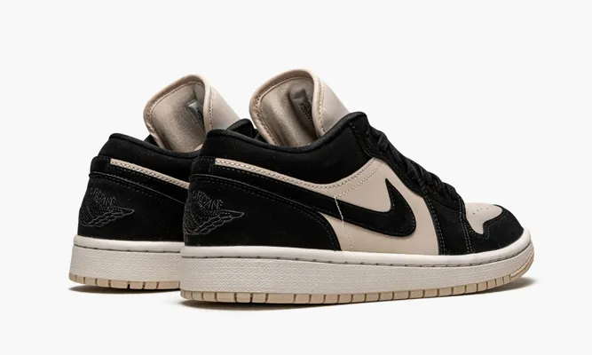 Кроссовки Air Jordan 1 Low WMNS «Black Guava Ice» кремовый