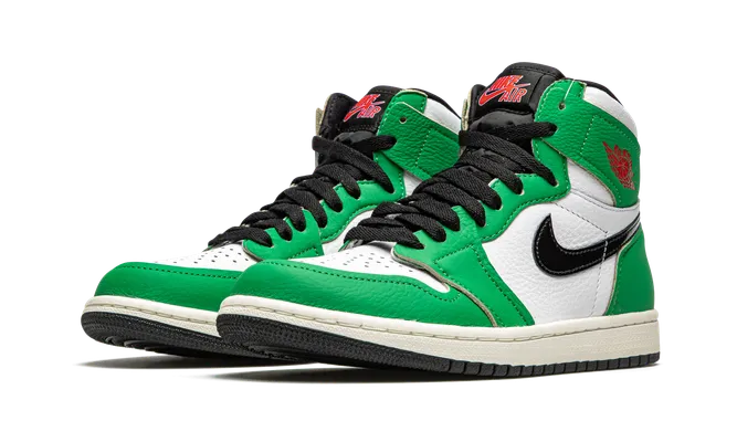 Кроссовки Air Jordan 1 High OG WMNS «Lucky Green» зеленый