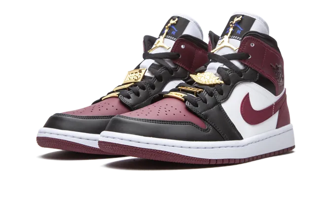 Кроссовки Air Jordan 1 WMNS Mid SE «Dark Beetroot» черный,бордовый