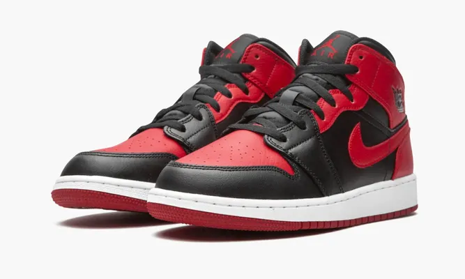 Кроссовки Air Jordan 1 Mid GS «Banned» черный,красный