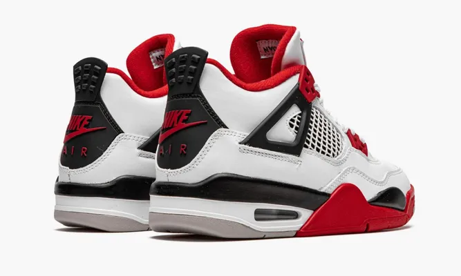 Кроссовки Air Jordan 4 Retro GS «Fire Red 2020» белый