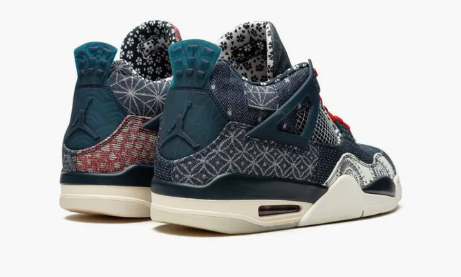 Кроссовки Air Jordan 4 Retro SE «Sashiko» синий