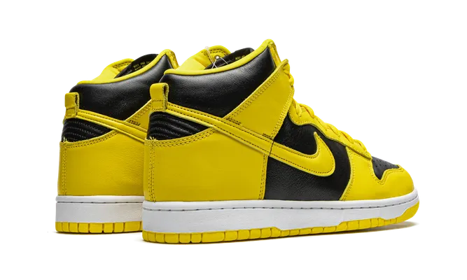 Кроссовки Nike Dunk High SP «Varsity Maize» желтый