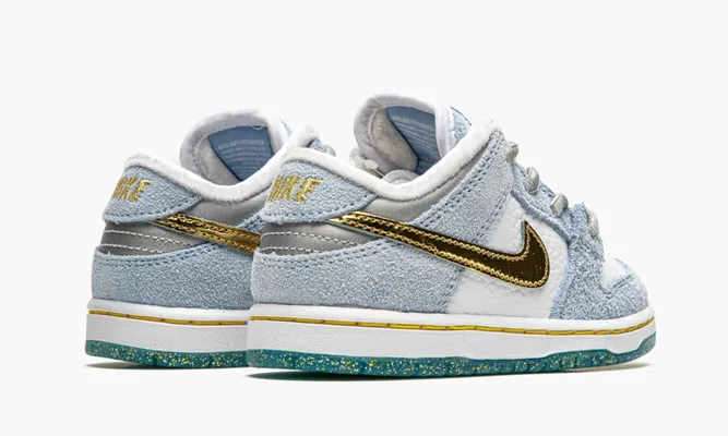 Для самых маленьких Nike SB Dunk Low Pro Qs TD «Sean Cliver - Holiday Special» Kids lightBlue