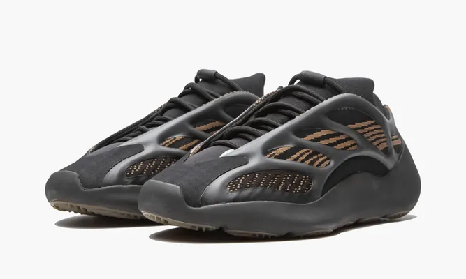 Кроссовки Yeezy 700 V3 «Clay Brown» черный