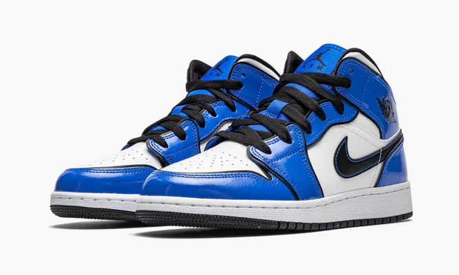 Кроссовки Air Jordan 1 Mid SE GS «Signal Blue» синий