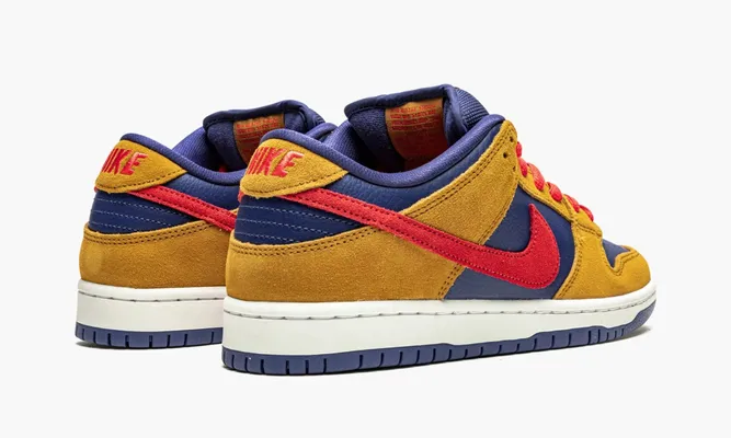 Кроссовки Nike SB Dunk Low Reverse «Papa Bear» коричневый