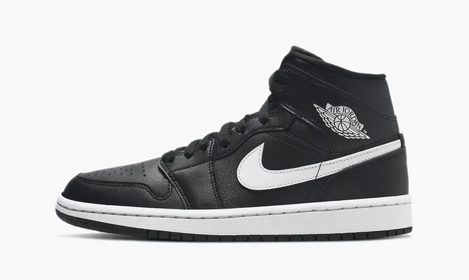 Кроссовки Air Jordan 1 Mid WMNS «Black White» черный