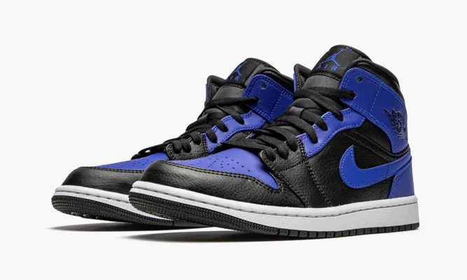 Кроссовки Air Jordan 1 Mid «Hyper Royal» синий