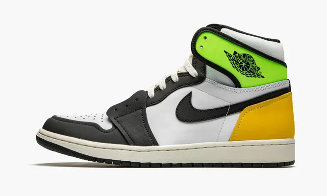 Кроссовки Air Jordan 1 High OG «Volt Gold» зеленый
