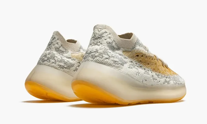 Кроссовки Yeezy Boost 380 «Yecoraite Reflective» оранжевый
