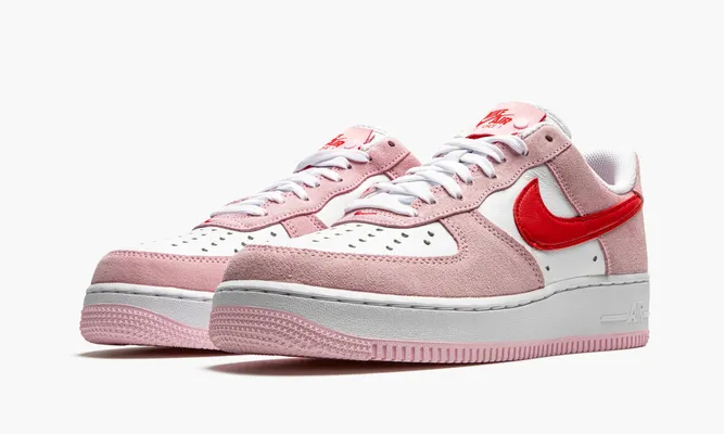 Кроссовки Nike Air Force 1 Low «Valentine's Day Love Letter» розовый