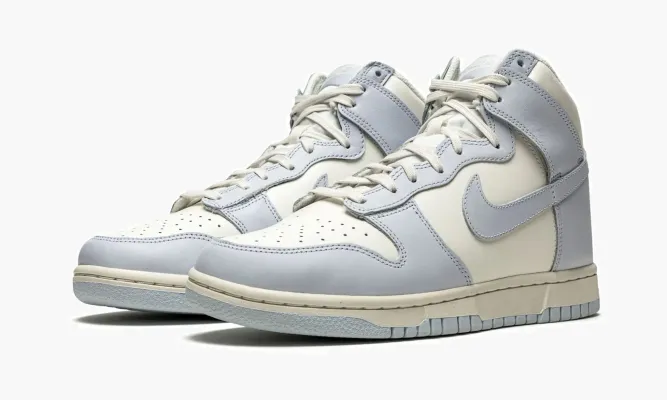 Кроссовки Nike Dunk High WMNS «Football Grey» белый