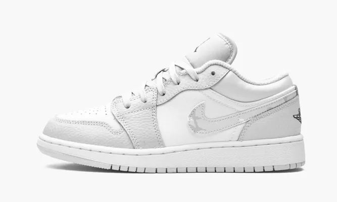 Кроссовки Air Jordan 1 Low SE GS «Grey Camo» белый