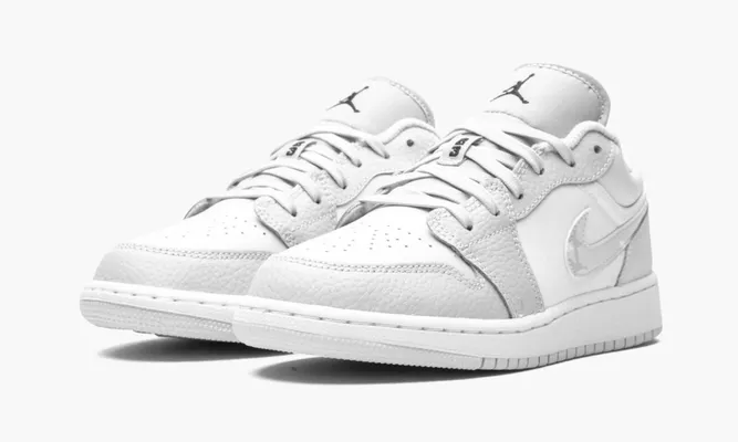 Кроссовки Air Jordan 1 Low SE GS «Grey Camo» белый