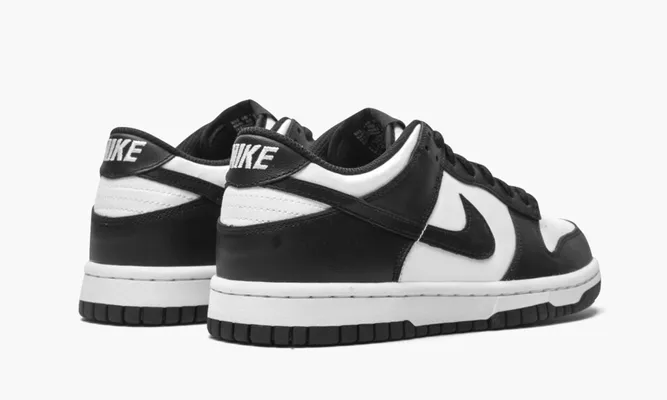 Кроссовки Nike Dunk Low GS «Black / White» черный