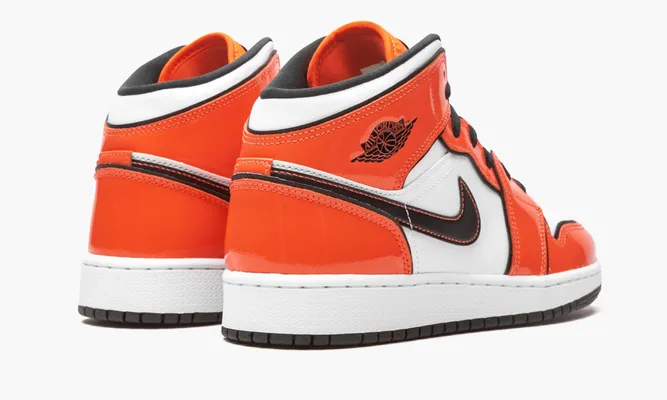 Кроссовки Air Jordan 1 Mid SE GS «Turf Orange» оранжевый