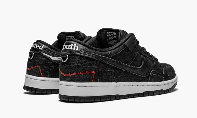 Кроссовки Nike SB Dunk Low «Wasted Youth» черный