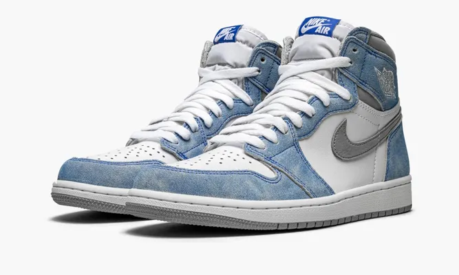 Кроссовки Air Jordan 1 High OG «Hyper Royal» lightBlue