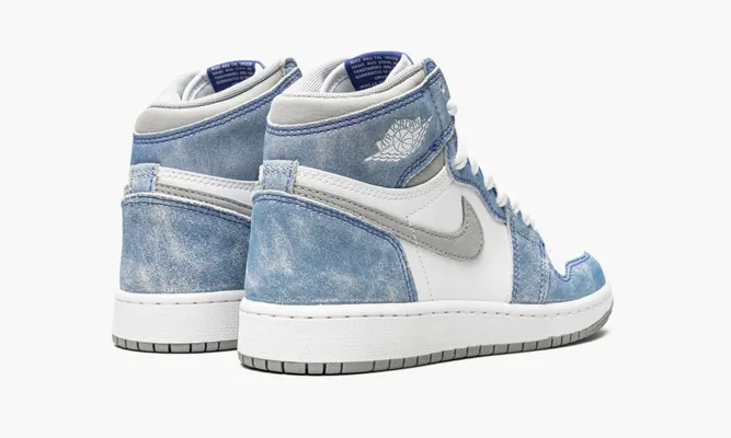Кроссовки Air Jordan 1 High OG GS «Hyper Royal» lightBlue